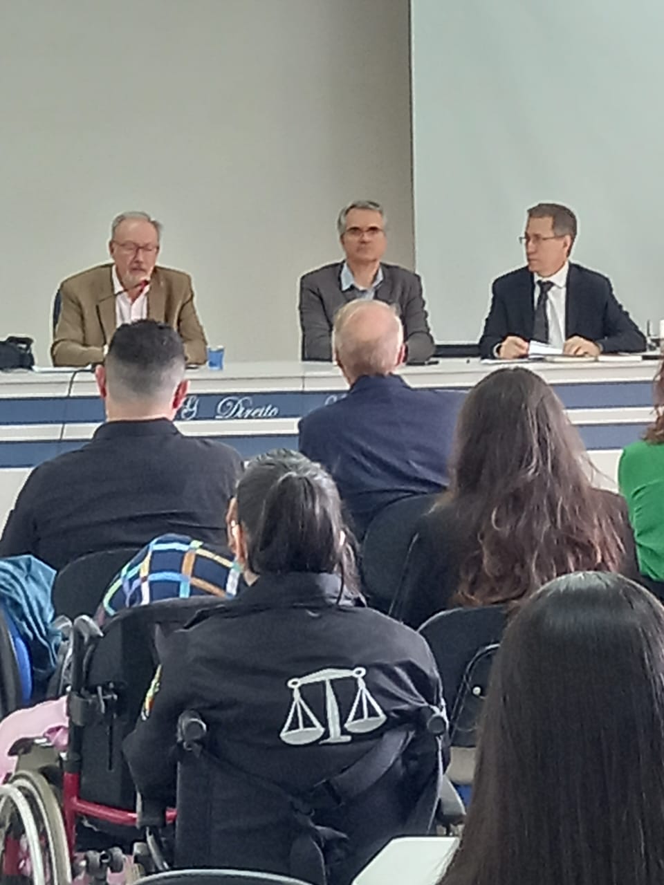 II CONVERSACIONES INTERCULTURALES EN EL SUR GLOBAL: DESCOLONIZACIÓN, DERECHOS CULTURALES Y CIUDADANÍA VII SEMINARIO DE LA CÁTEDRA LUIS ALBERTO WARAT – XIII EXPOSICIÓN DE TRABAJOS JURÍDICOS CIENTÍFICOS whatsapp image 2025 10 23 at 13.31.08 (2)